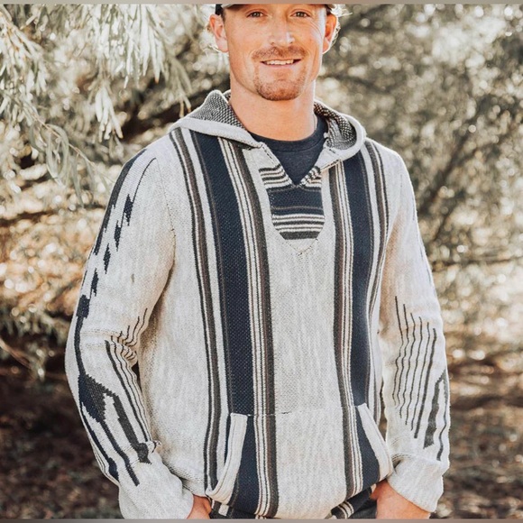 STS Ranchwear Outerwear Men’s Poncho Pullover STS2945 Striped Baja Hoodie NWT - Picture 1 of 4